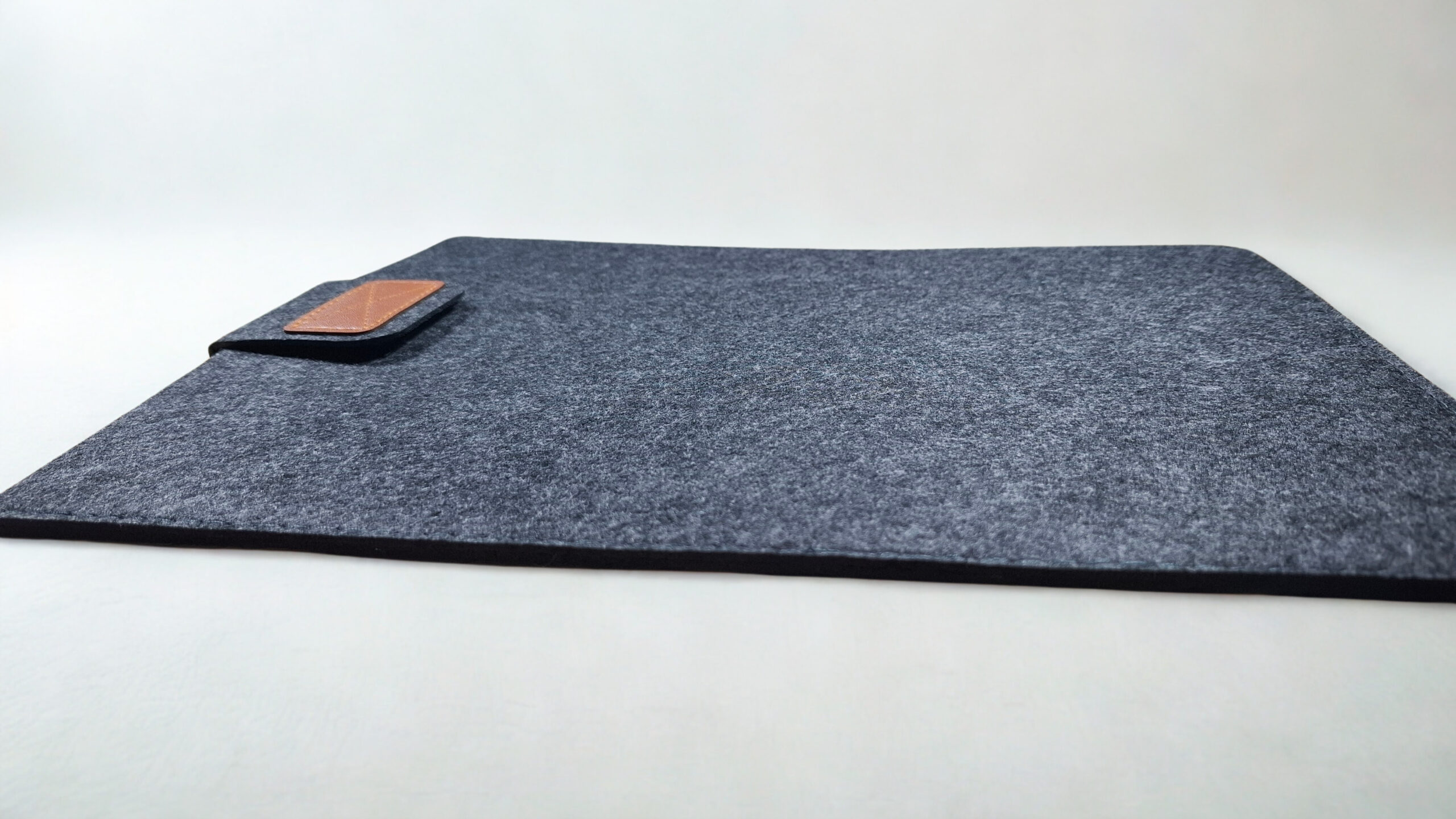 Funda para Laptop Minimalista - Image 14