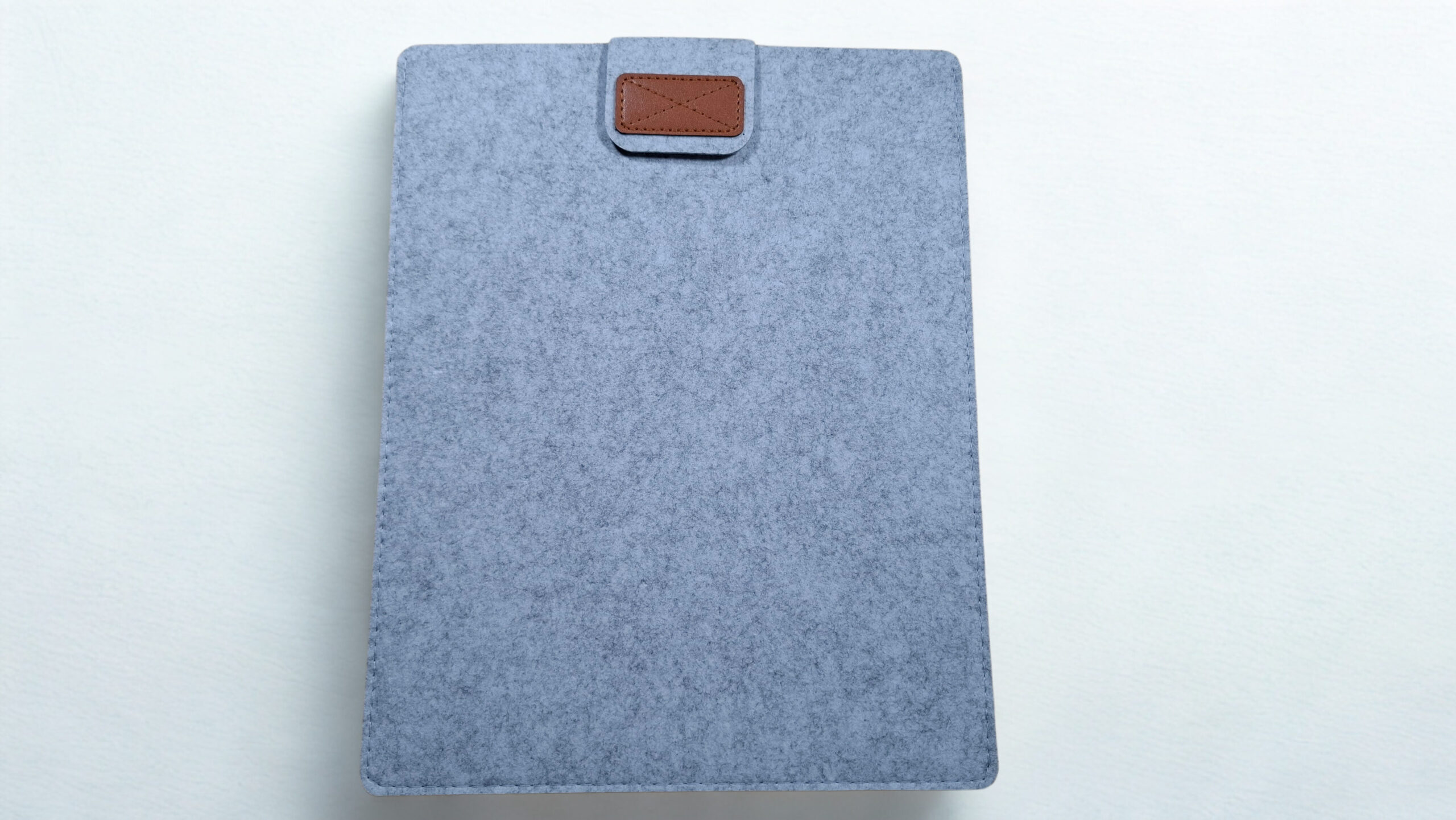 Funda para Laptop Minimalista - Image 13